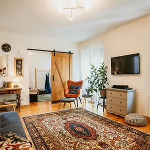 Apartment Bohemia, Eger